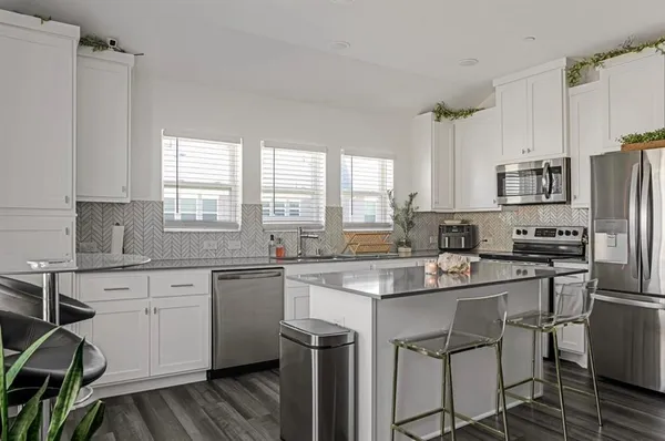 $2,450 | 5114 Springlake Parkway, Haltom City, TX 76117