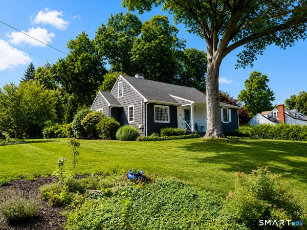 $609,000 | 163 Fernwood Road, Trumbull, CT 06611