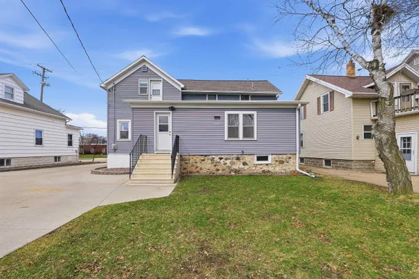$240,000 | 120 East Arndt Street, Fond du Lac, WI 54935