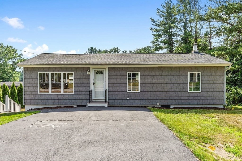 24 Groton School Road Ayer, MA 01432 - Photo 1 of 28