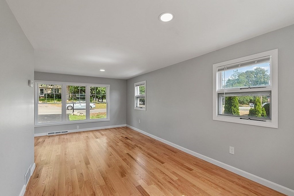 24 Groton School Road Ayer, MA 01432 - Photo 12 of 28