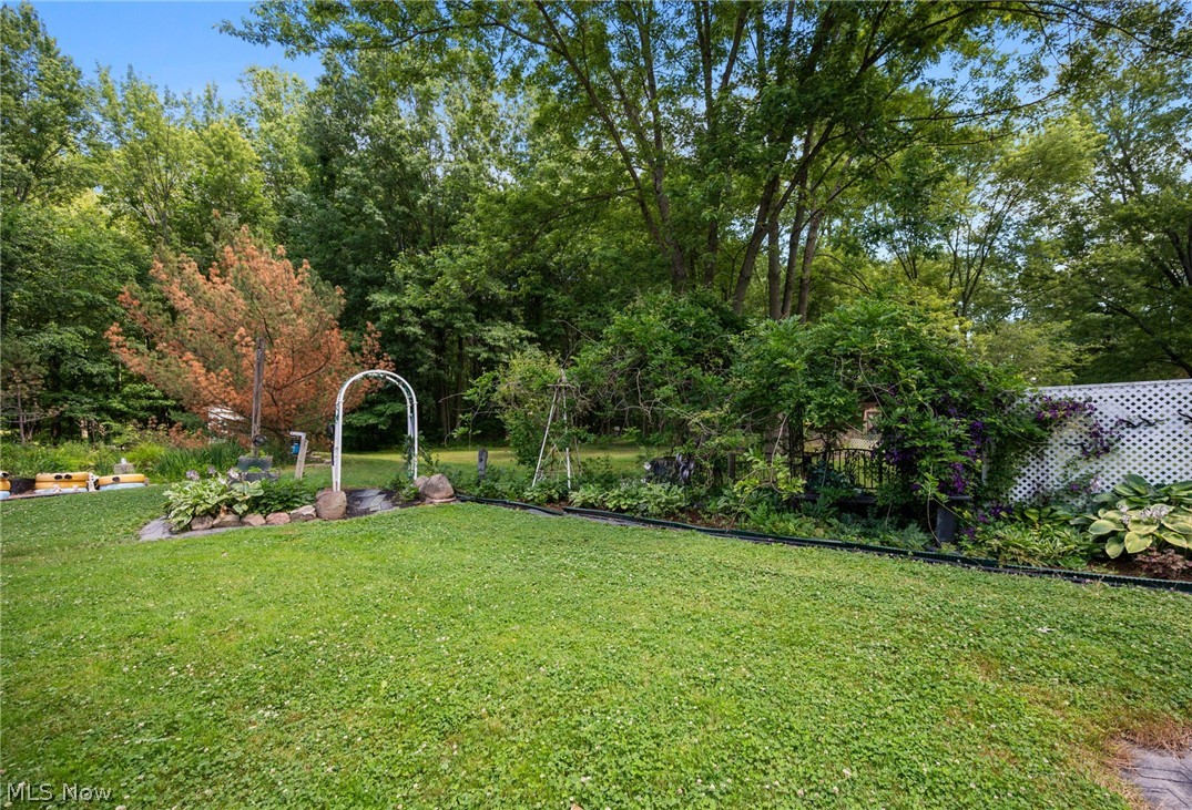 5950 Parkman Road Northwest Warren, OH 44481 - Photo 34 of 35