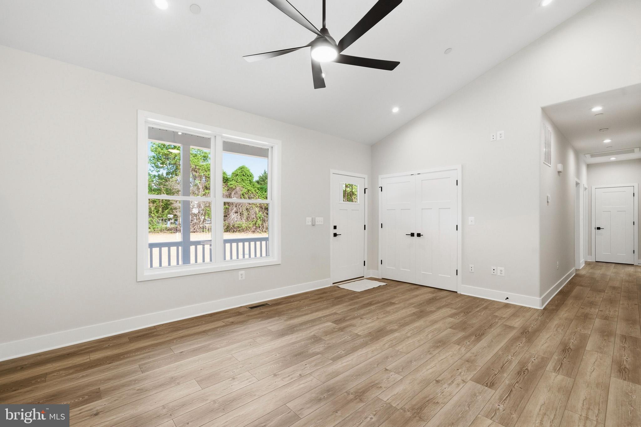 1362 Solomons Island Road Huntingtown, MD 20639 - Photo 7 of 36