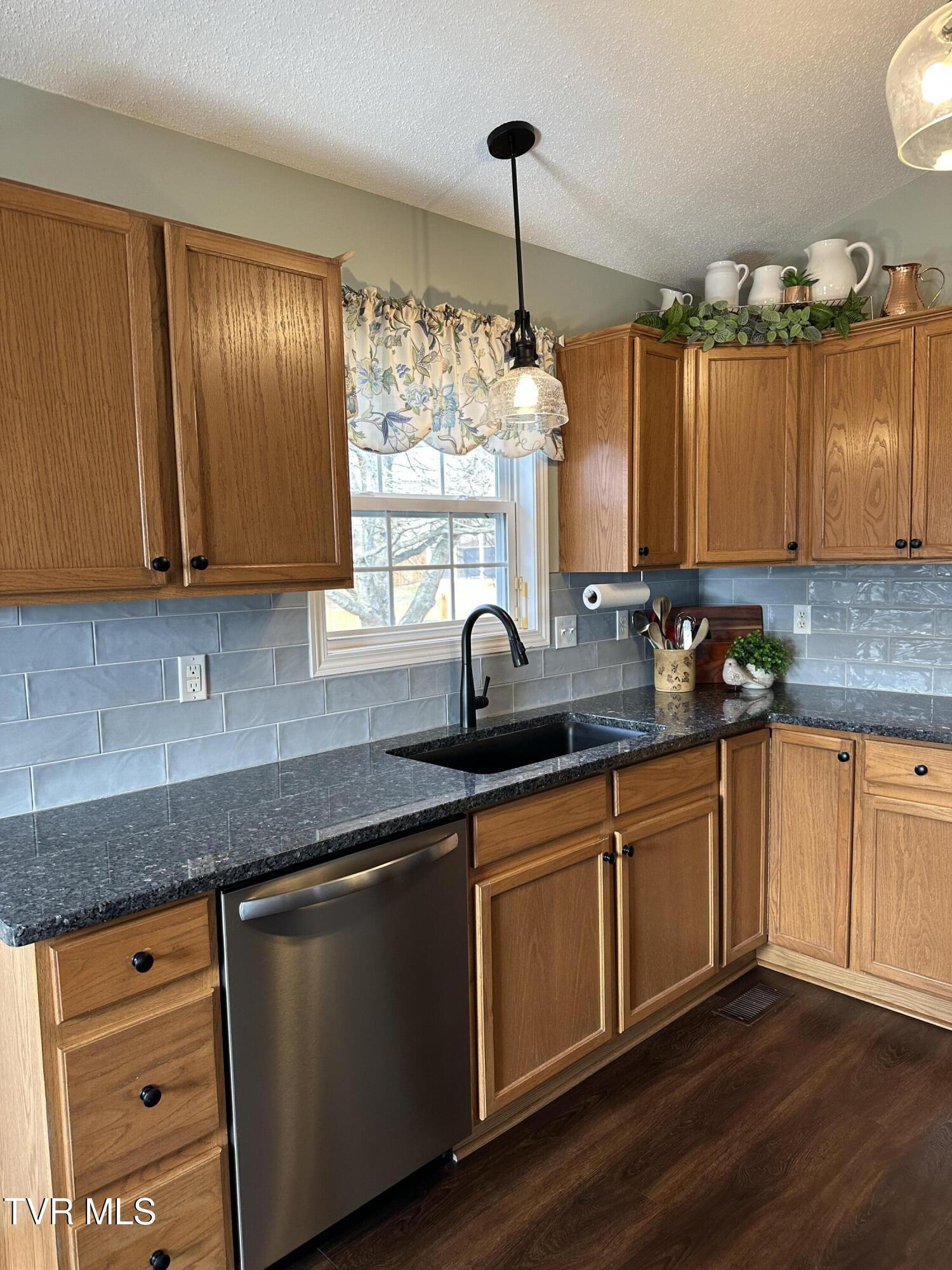 230 Mockingbird Place Jonesborough, TN 37659 - Photo 24 of 55 24