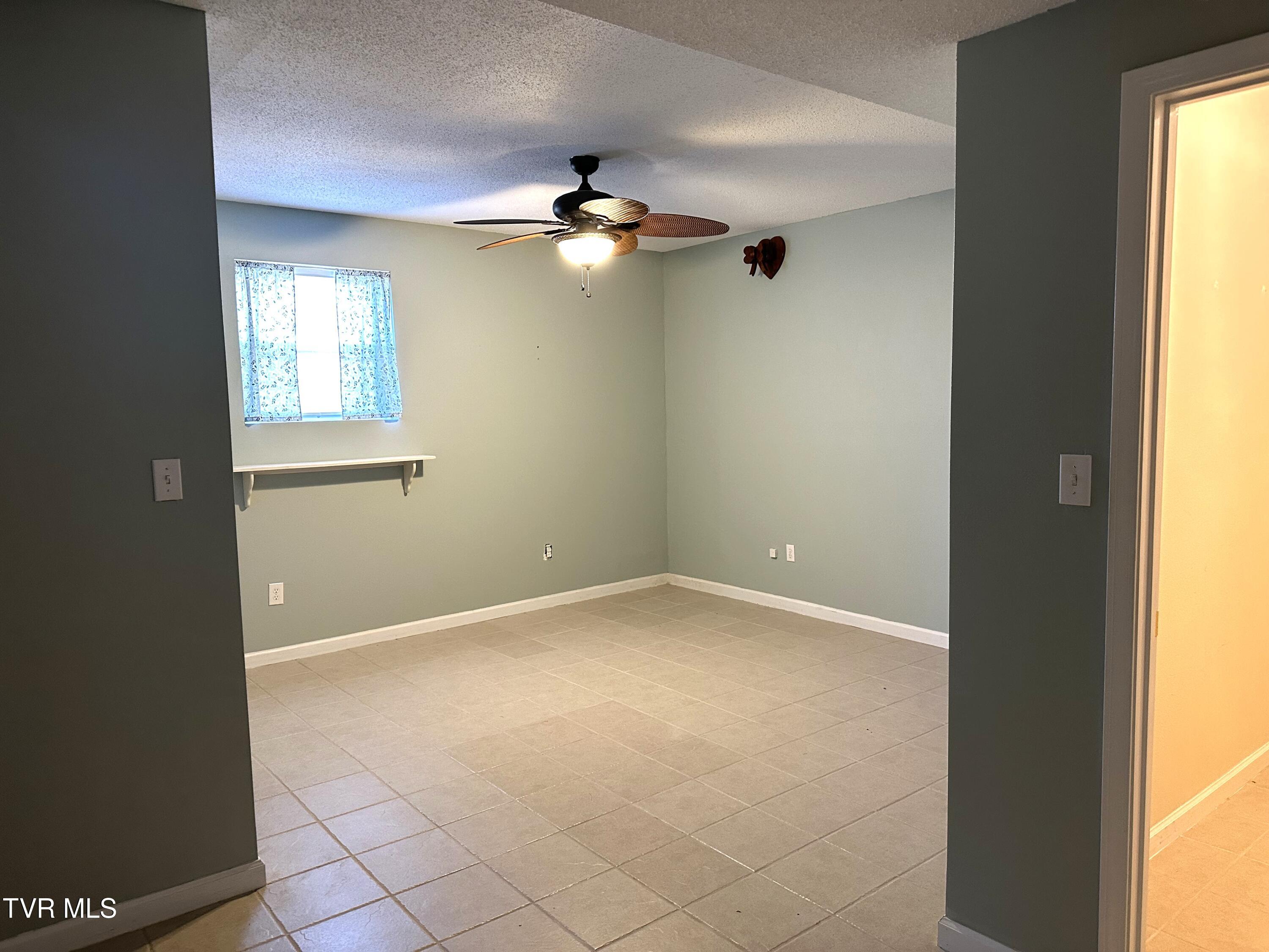 230 Mockingbird Place Jonesborough, TN 37659 - Photo 43 of 55 48