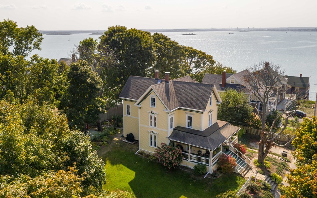 39 Western Avenue Hull, MA 02045 - Photo 2 of 32