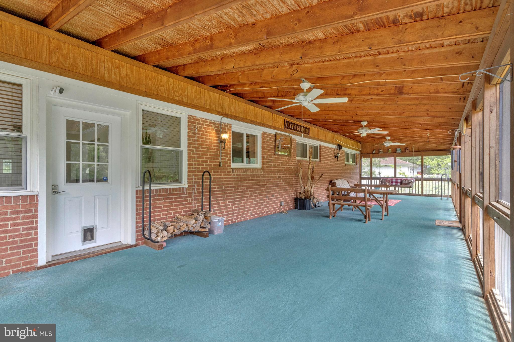 29 Cedar Drive Sterling, VA 20164 - Photo 19 of 44