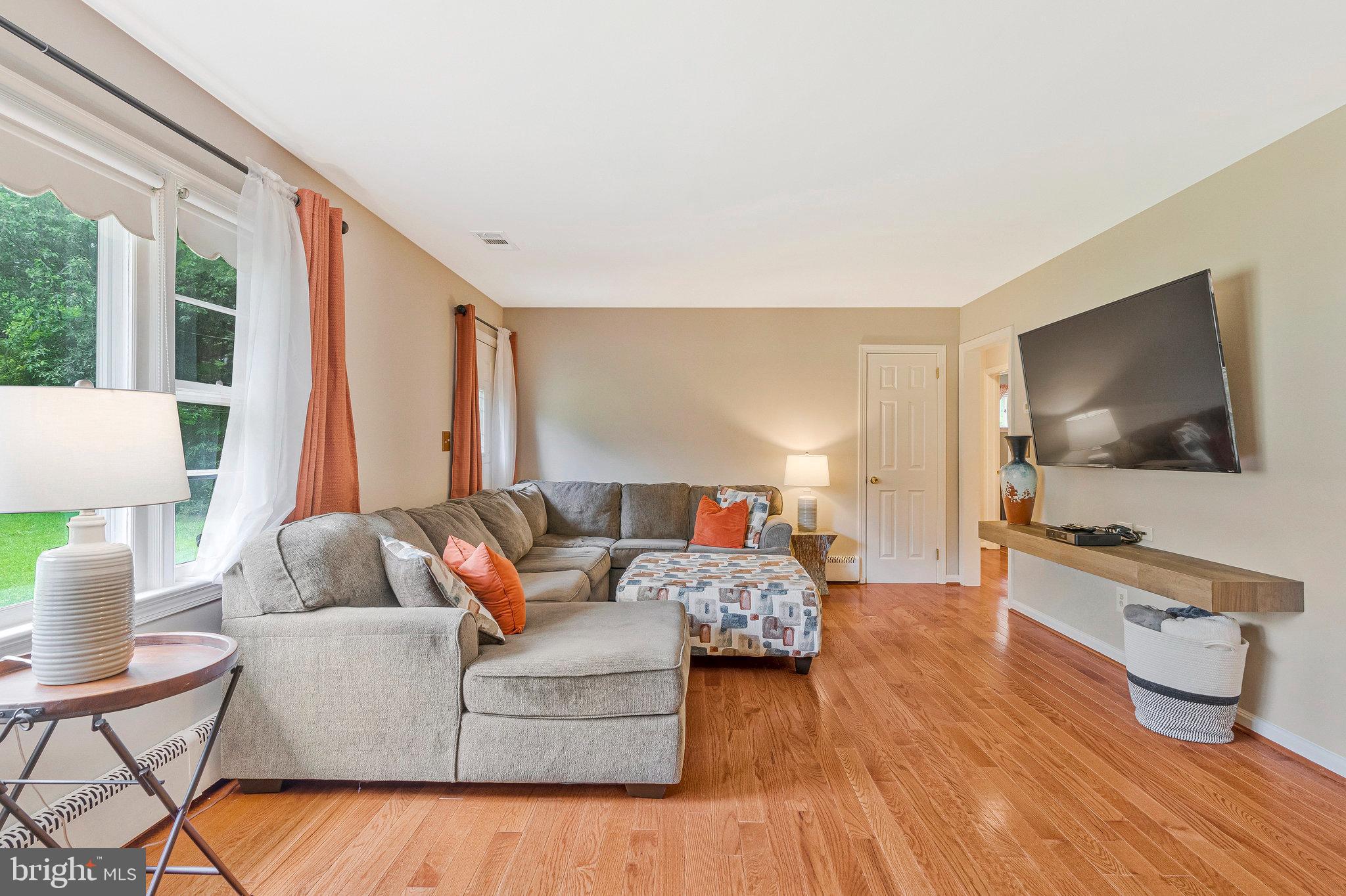 29 Cedar Drive Sterling, VA 20164 - Photo 21 of 44