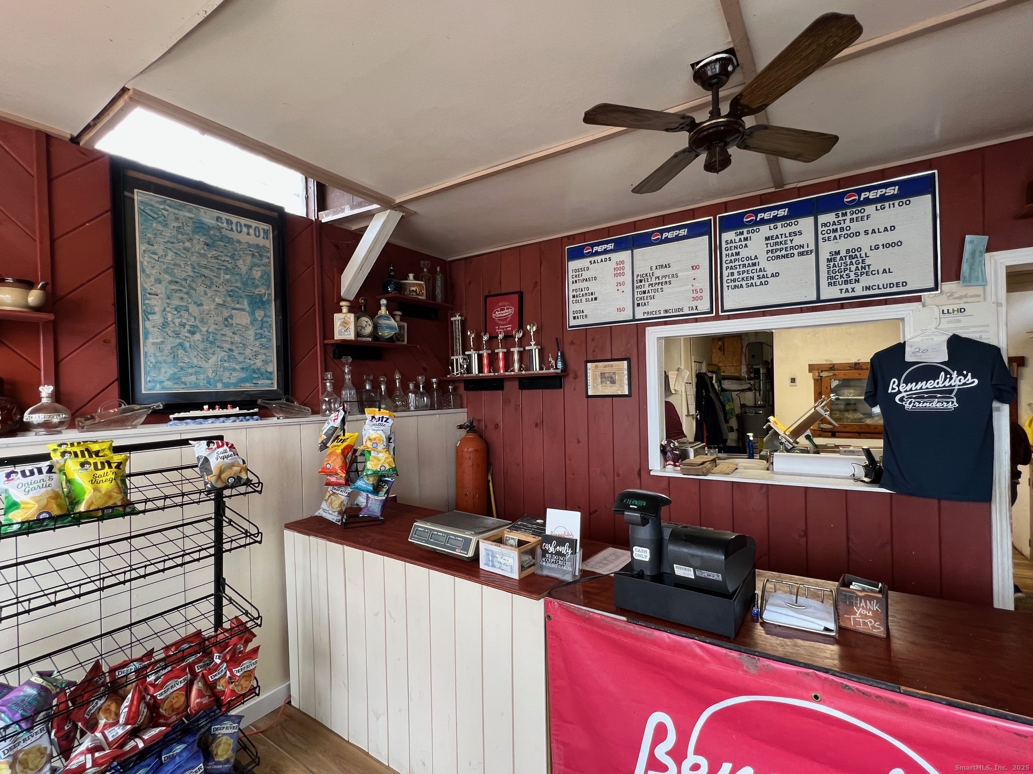 231 Poquonnock Road Groton, CT 06340 - Photo 22 of 23 a view of a workspace