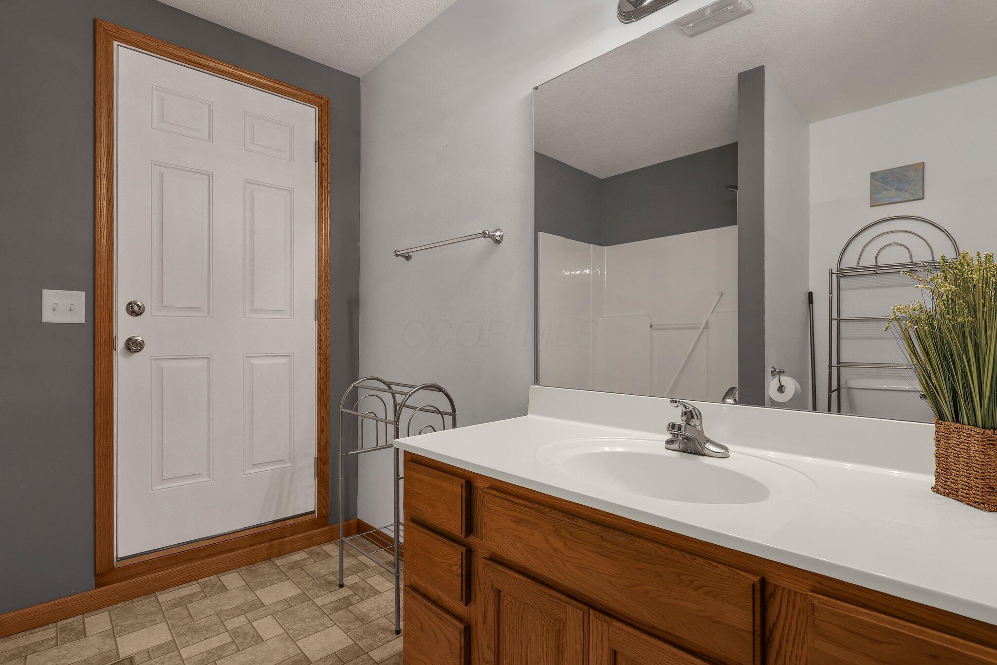 16850 Flint Ridge Road Southeast Newark, OH 43056 - Photo 30 of 44 27-web-or-mls-16850-flint-ridge-rd