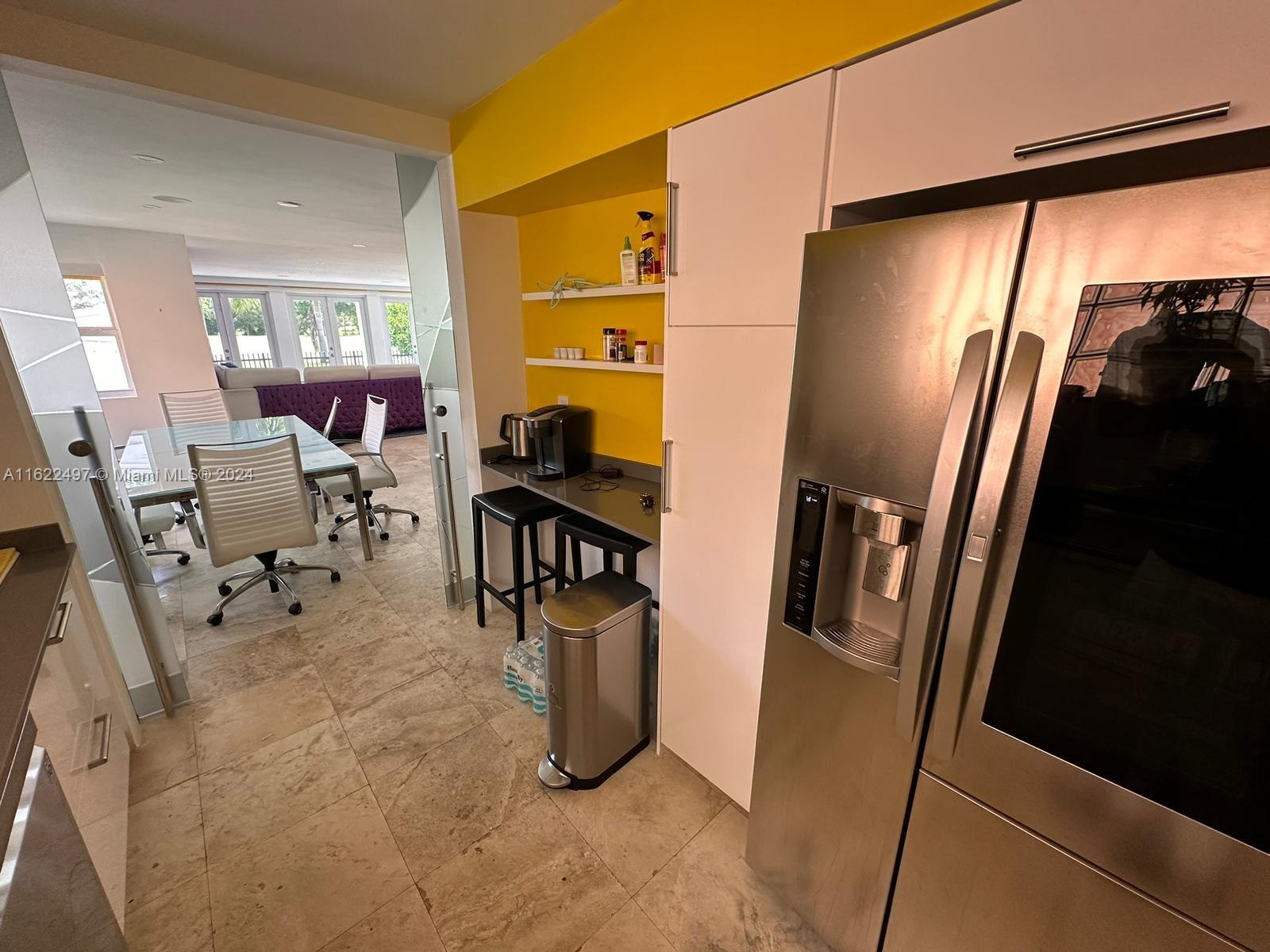 5301 Alton Road Miami Beach, FL 33140 - Photo 13 of 46 a living room with furniture