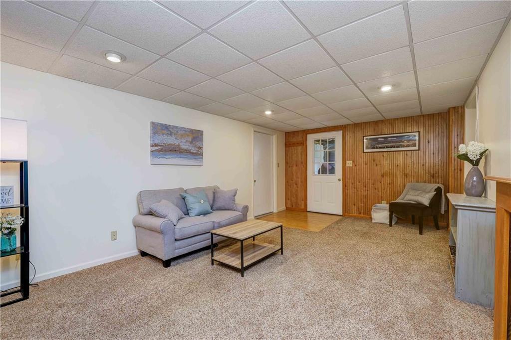 576 Simpson Howell Road Elizabeth, PA 15037 - Photo 14 of 25 Gallery Image 14