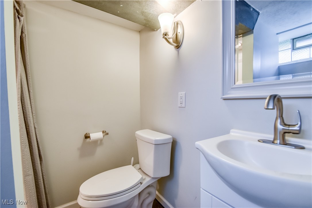 1400 Sunset Road Cleveland, OH 44124 - Photo 33 of 47
