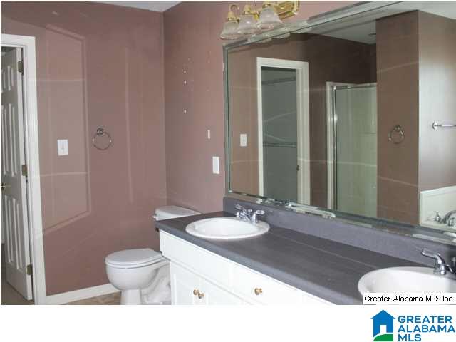 2025 Magnolia Road Leeds, AL 35094 - Photo 8 of 15