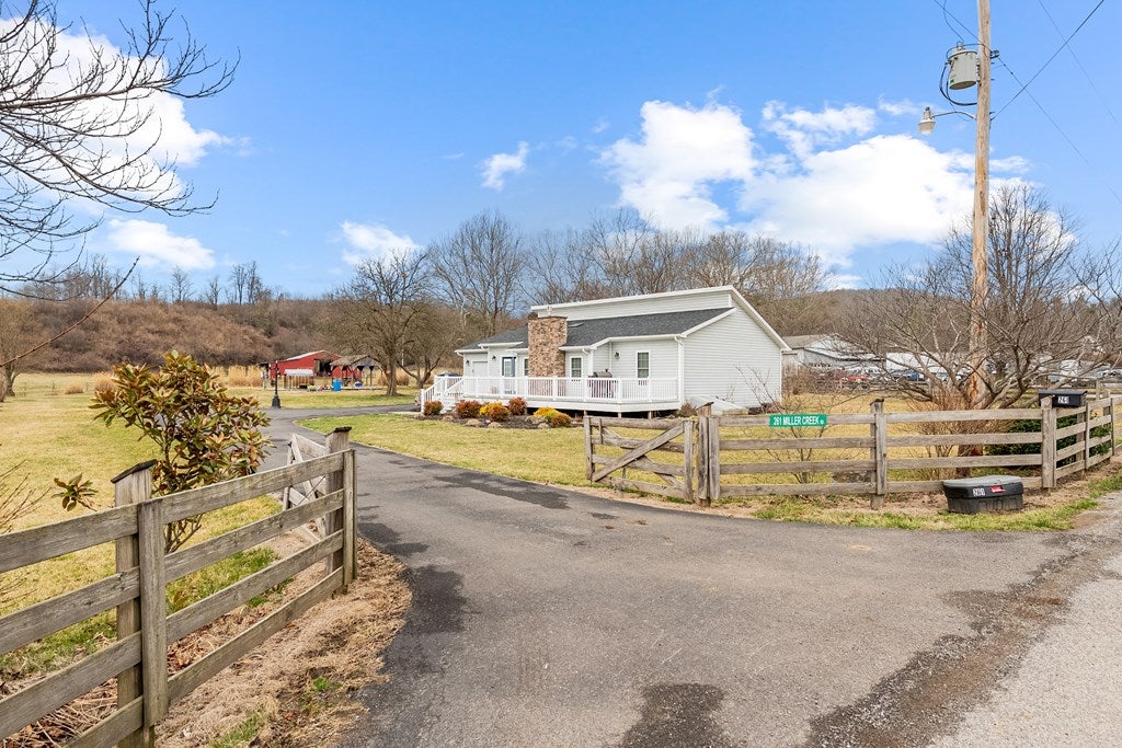 261 Millers Creek Road Max Meadows, VA 24360 - Photo 10 of 75 Gallery Image 10