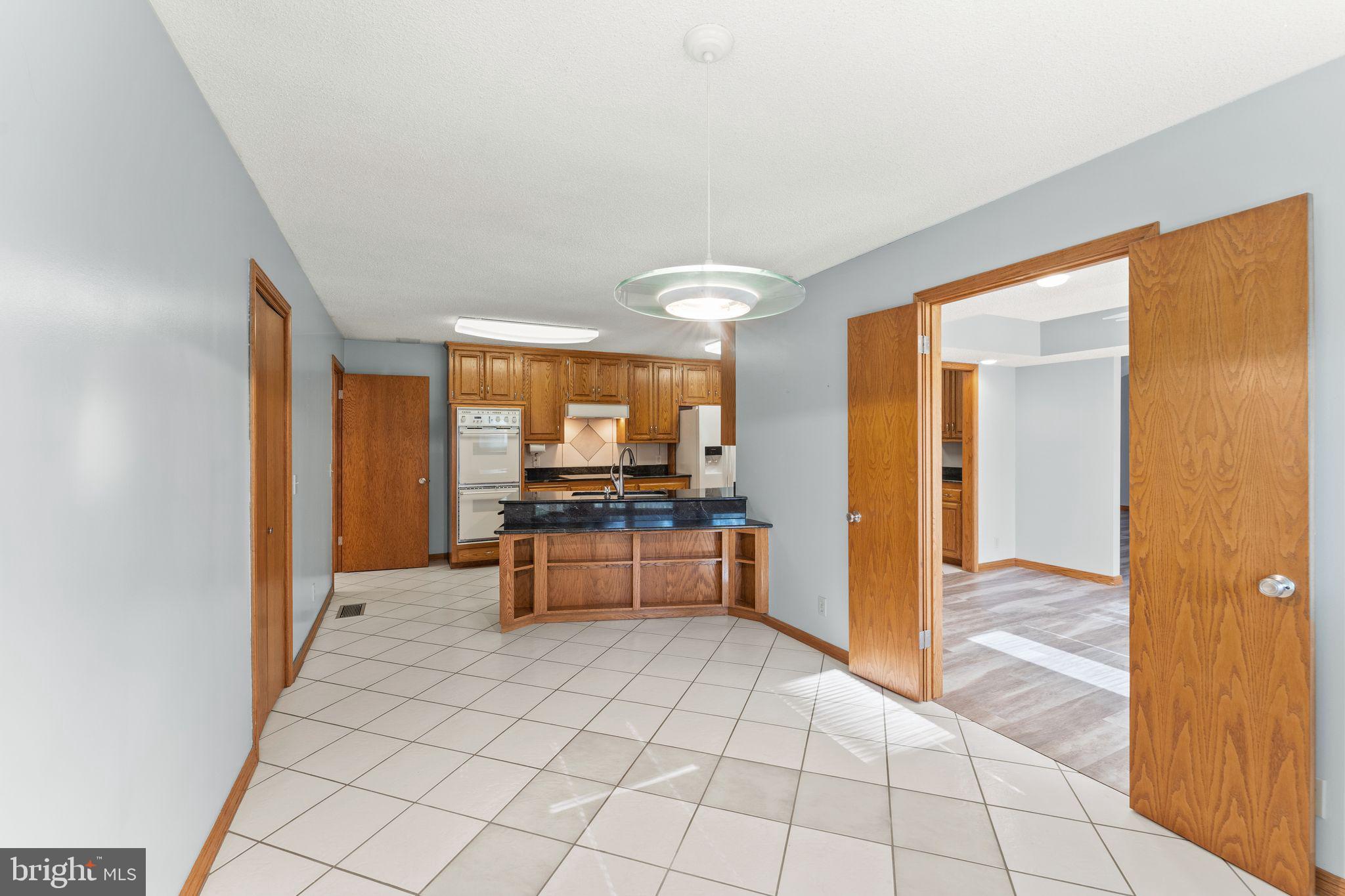 7905 Guy Drive Manassas, VA 20111 - Photo 22 of 78 Breakfast area/Kitchen
