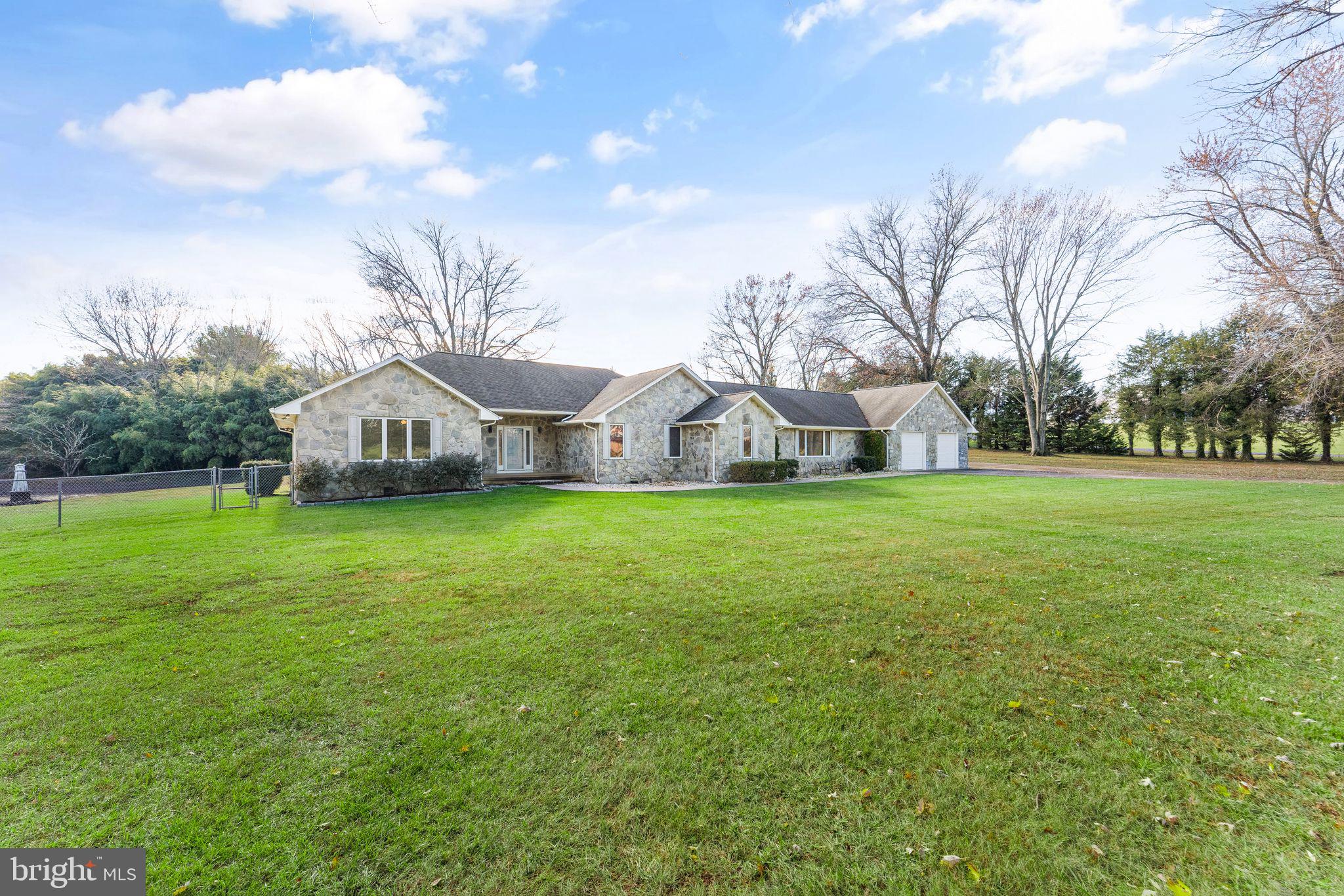 7905 Guy Drive Manassas, VA 20111 - Photo 3 of 78 Beautiful custom all stone rambler