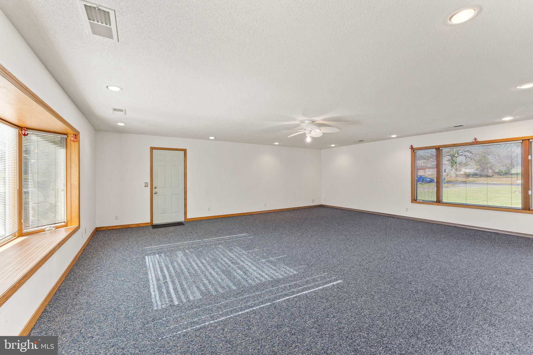 7905 Guy Drive Manassas, VA 20111 - Photo 31 of 78 Bonus/rec room