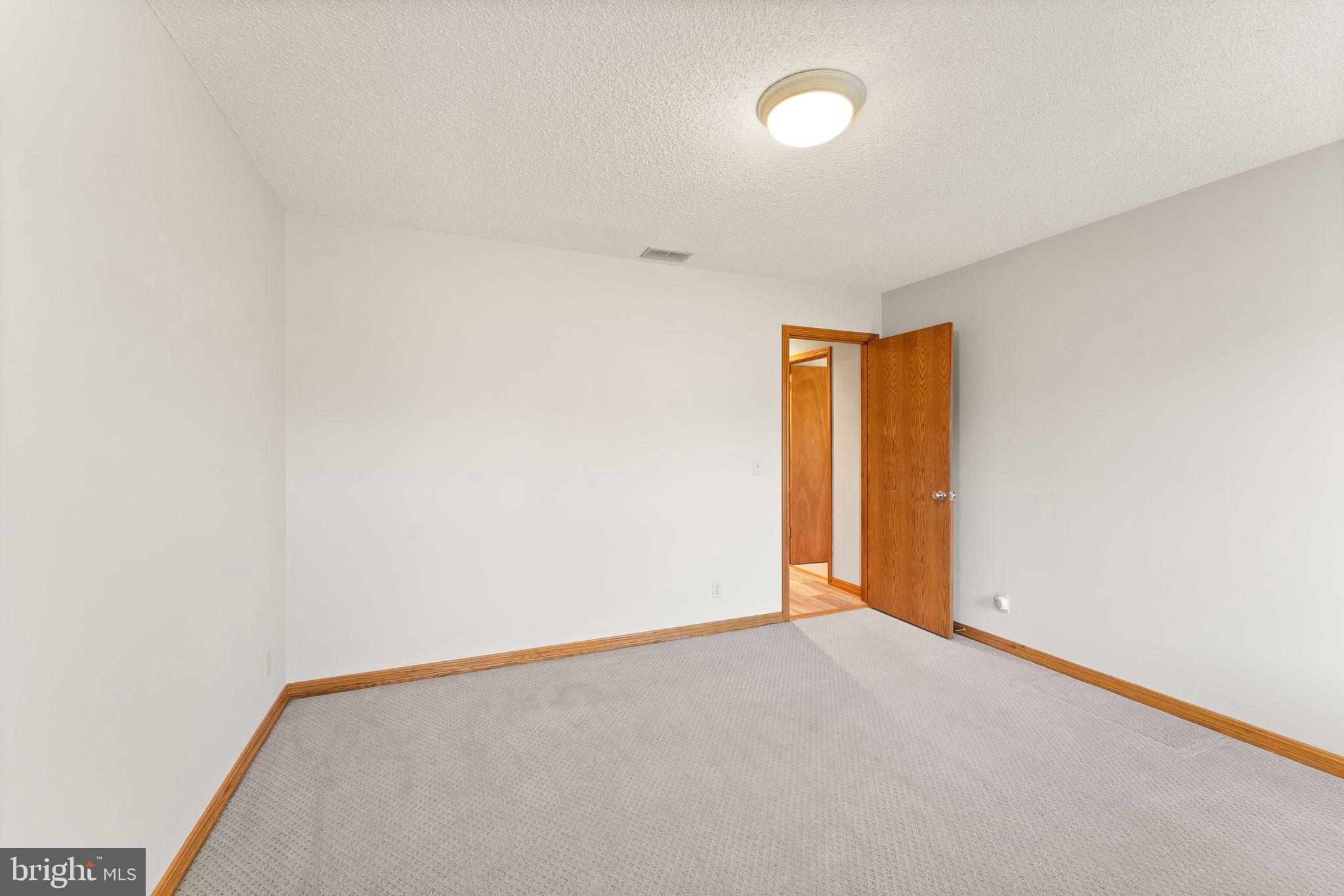 7905 Guy Drive Manassas, VA 20111 - Photo 54 of 78 Third bedroom