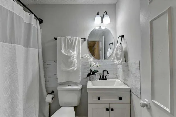 $1,400 | 979 Park Gate Place, Stone Mountain, GA 30083