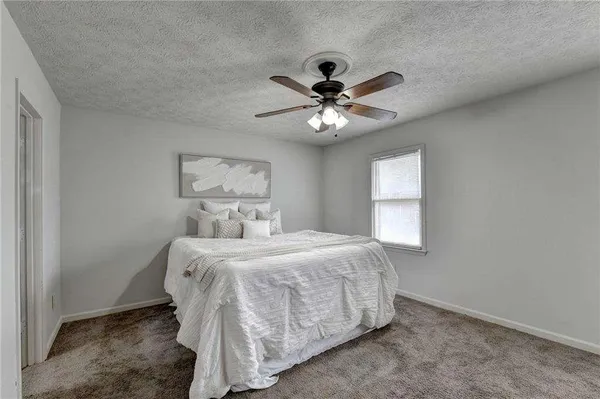 $1,400 | 979 Park Gate Place, Stone Mountain, GA 30083
