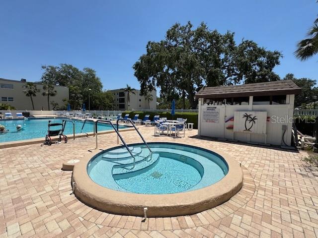 11485 Oakhurst Road, Unit 319 Largo, FL 33774 - Photo 5 of 63