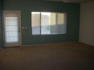 5311 West Beverly Road Laveen, AZ 85339 - Photo 3 of 7 family room