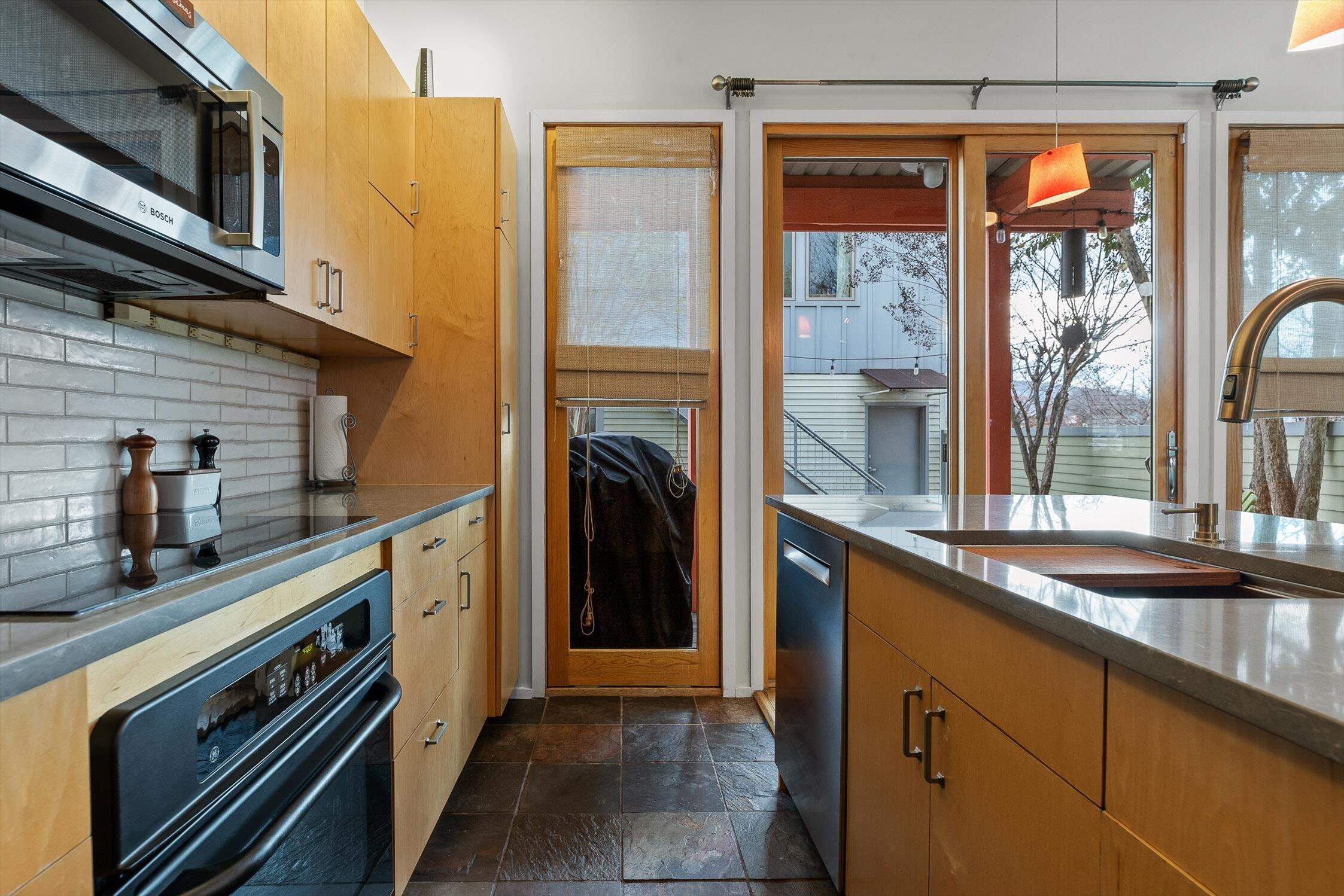 244 West 18th Street Chattanooga, TN 37408 - Photo 16 of 46 kitchen