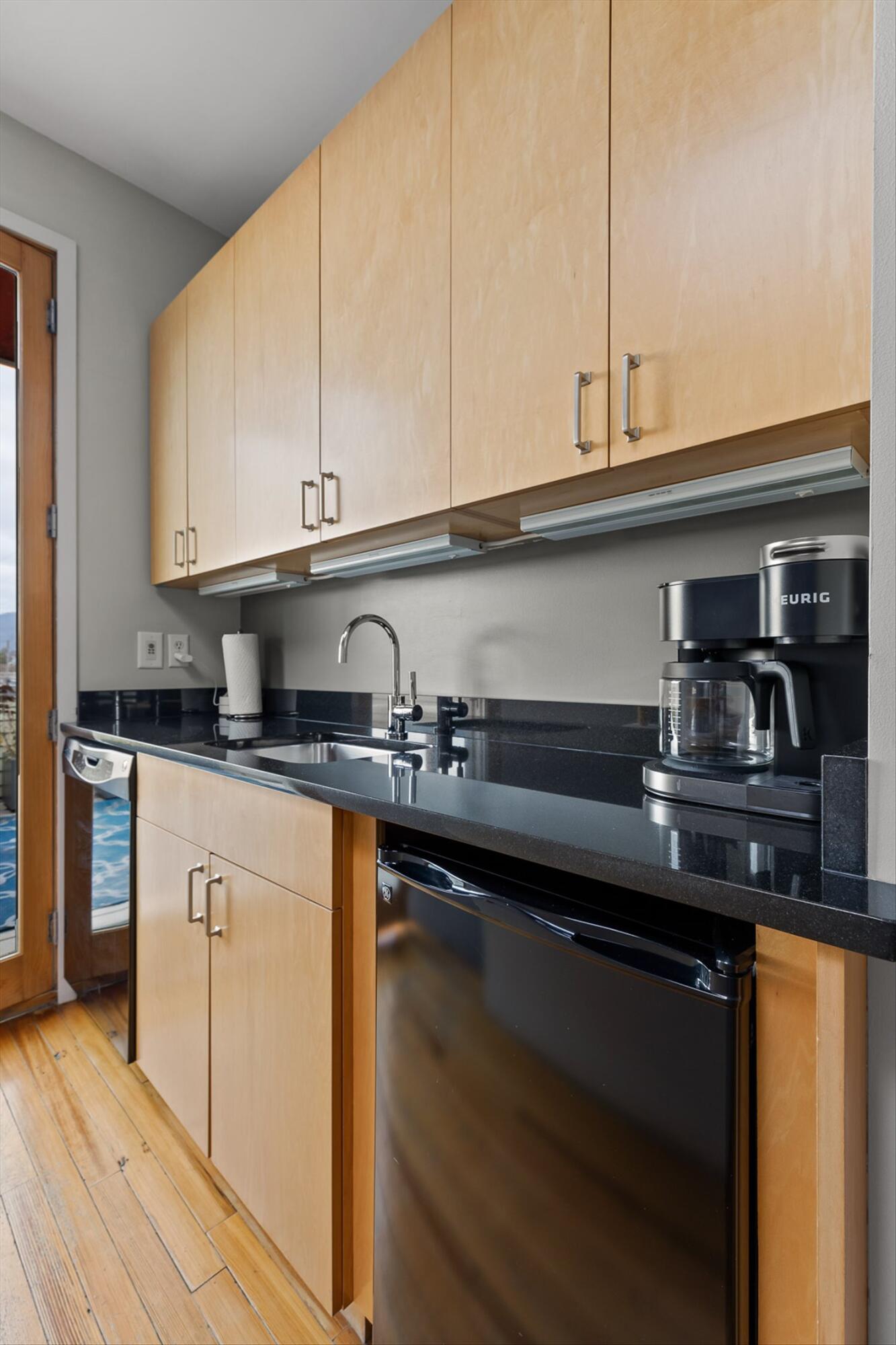 244 West 18th Street Chattanooga, TN 37408 - Photo 35 of 46 upper kitchenette