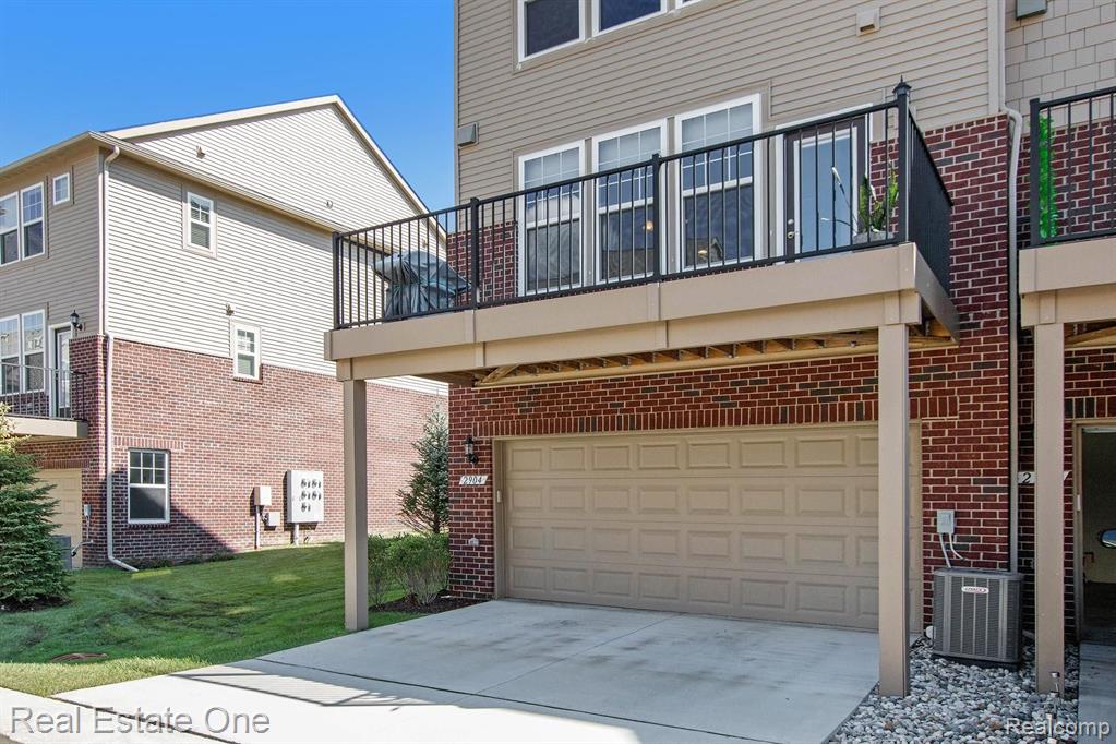2904 Glenbar Circle Rochester, MI 48307 - Photo 26 of 30