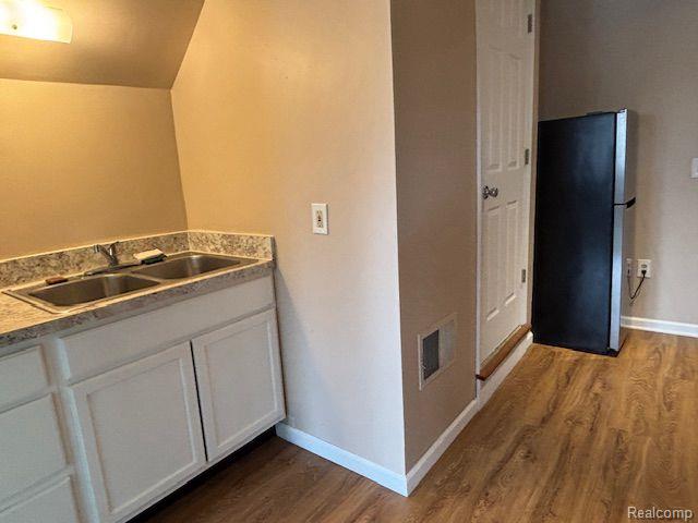 728 Barkell Street, Unit 2 Pontiac, MI 48340 - Photo 7 of 9