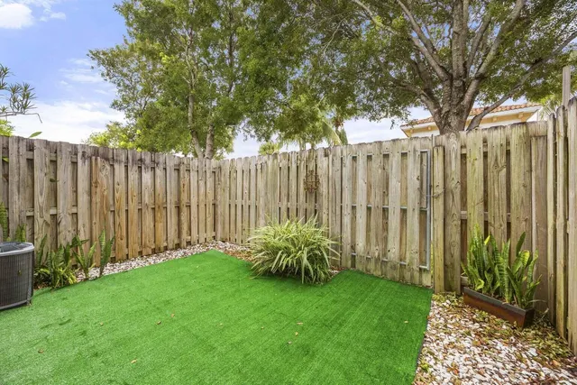 $2,400 | 406 North Cypress Drive, Unit 2, Tequesta, FL 33469