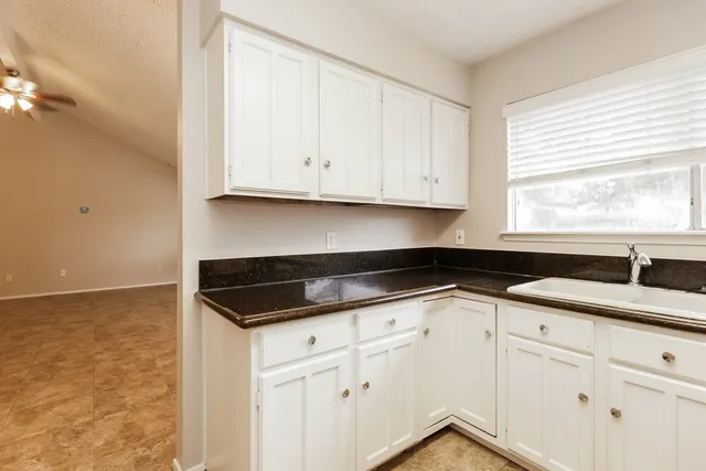 $1,735 | 21002 Ironcrest Lane, Spring, TX 77388