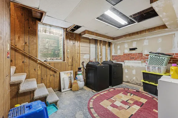 $250,000 | 102 Tyrrell Street, Clinton, MI 49236