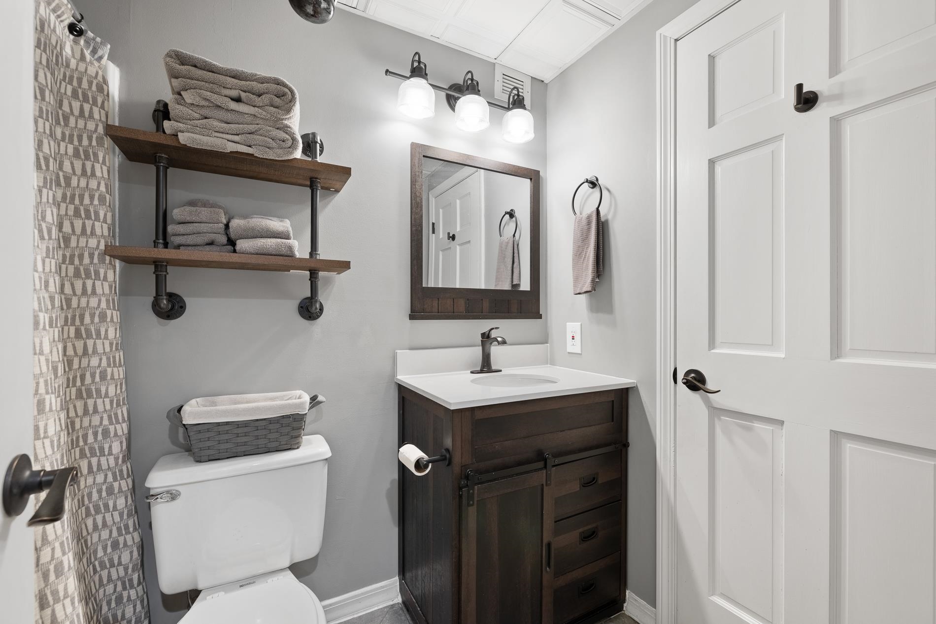 73 Alpine Drive, Unit 210 Killington, VT 05751 - Photo 31 of 32