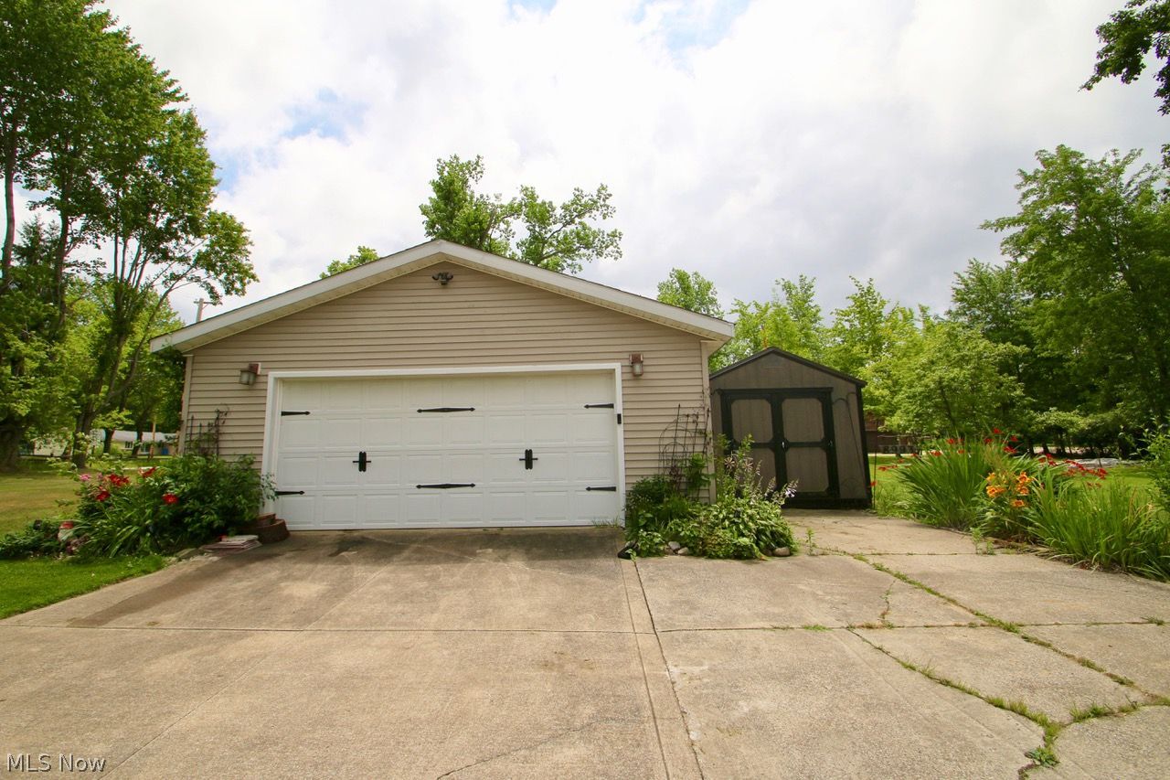 8993 Wilson Mills Road Chesterland, OH 44026 - Photo 27 of 33