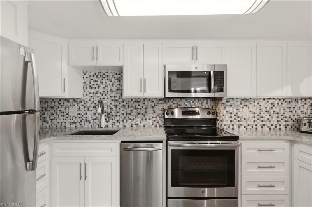 531 North Hamilton Street, Unit L High Point, NC 27262 - Photo 7 of 30