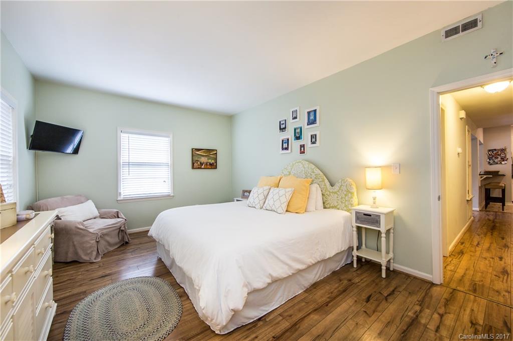1012 Queens Road, Unit A Charlotte, NC 28207 - Photo 14 of 24 Gallery Image 14