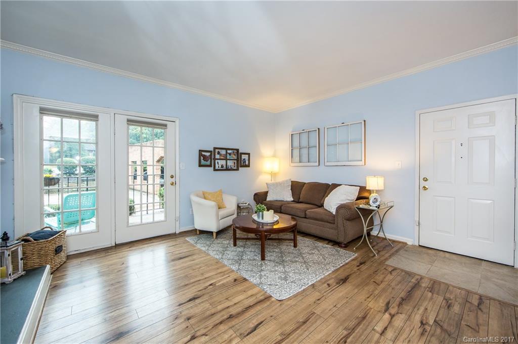 1012 Queens Road, Unit A Charlotte, NC 28207 - Photo 4 of 24 Gallery Image 4