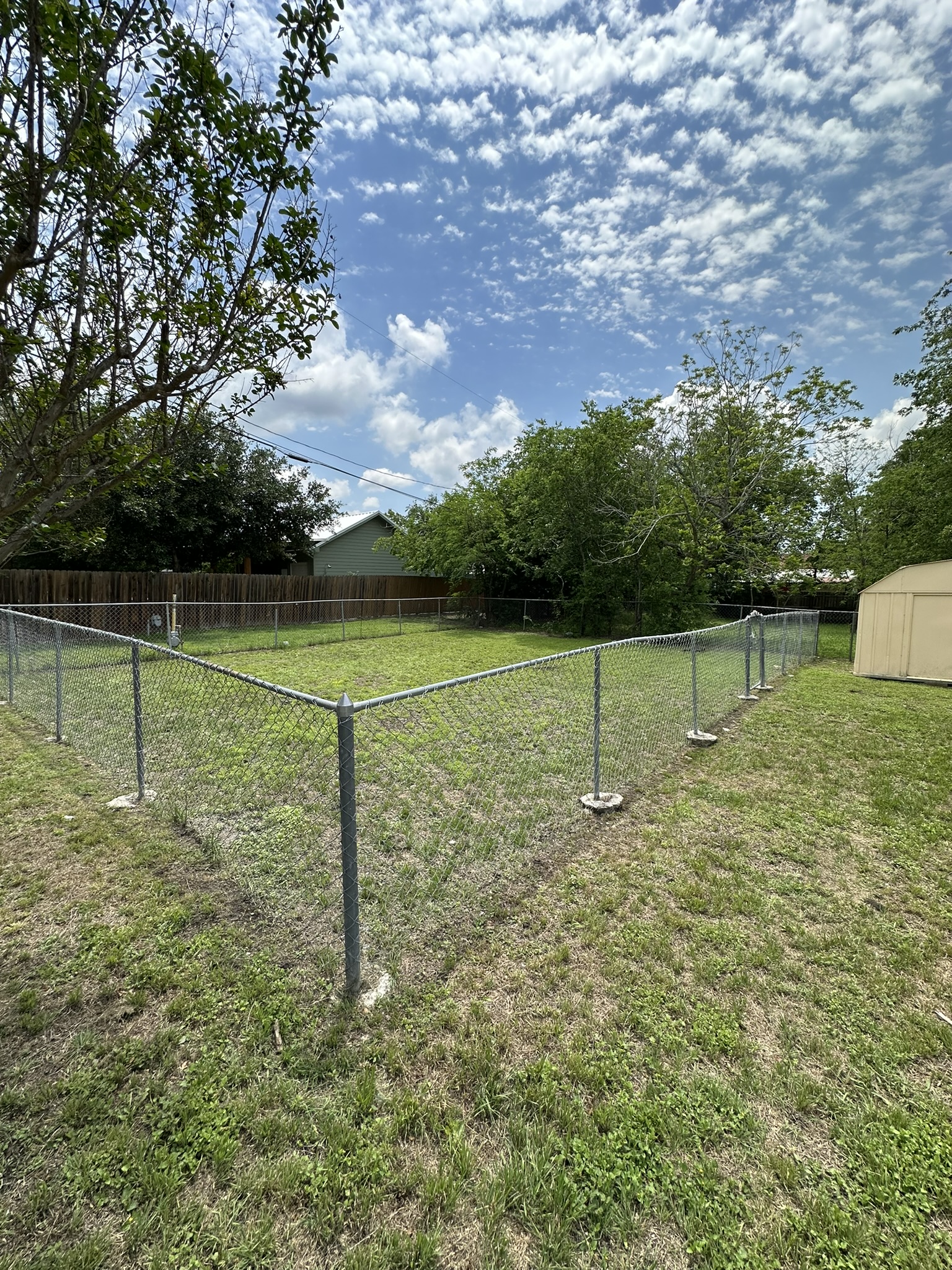 719 West 3rd Street Taylor, TX 76574 - Photo 25 of 31 Seperate fence area, perfect for dog-run, gardening, or play area
