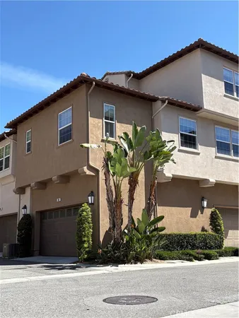 $3,900 | 384 Quail, Irvine, CA 92603