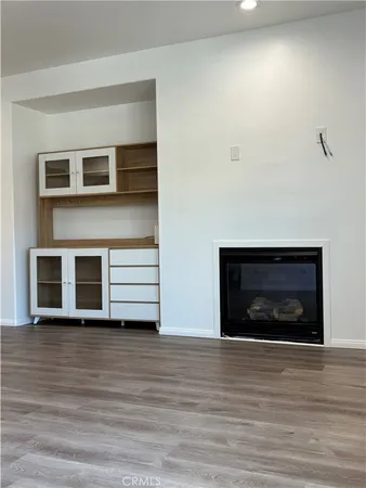 $3,900 | 384 Quail, Irvine, CA 92603