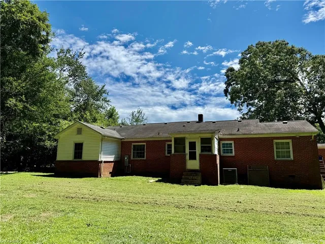 $229,000 | 318 Brewer Street, Star, NC 27356