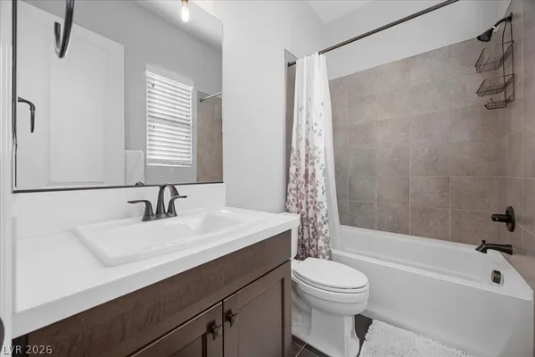 $7,995 | 4071 Villa Rafael Drive, Las Vegas, NV 89141
