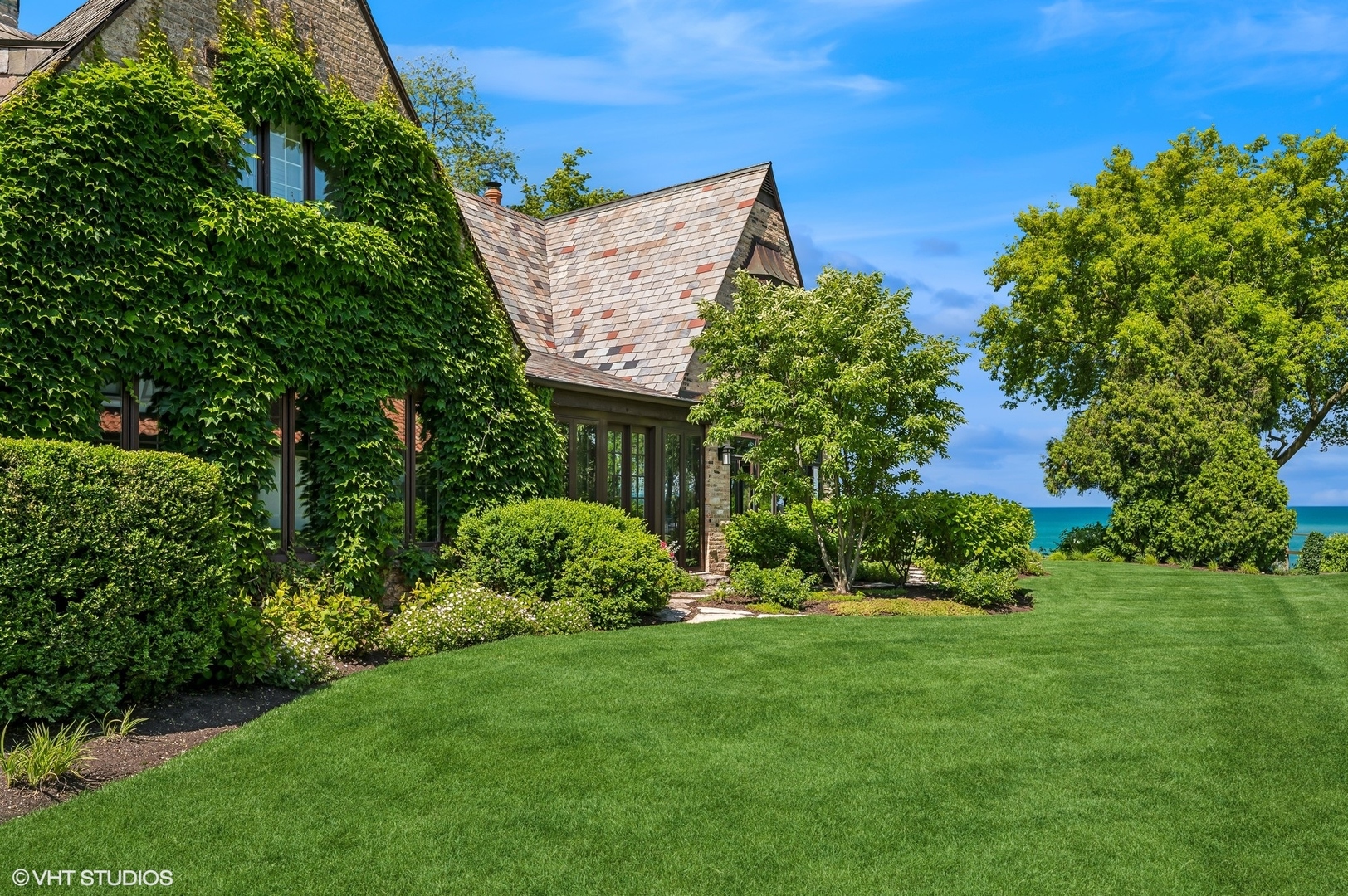 337 Sheridan Road Winnetka, IL 60093 - Photo 4 of 24
