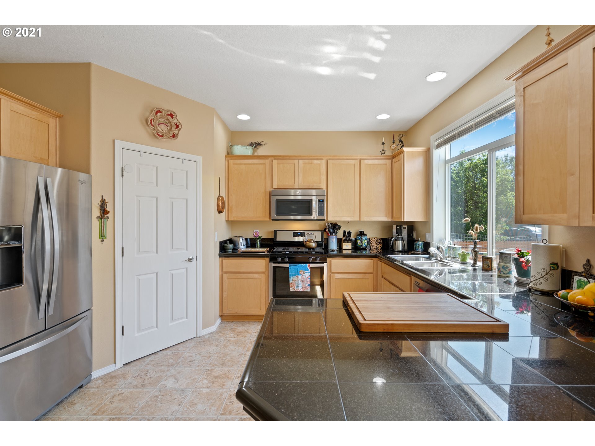 703 North 18th Place Ridgefield, WA 98642 - Photo 14 of 32