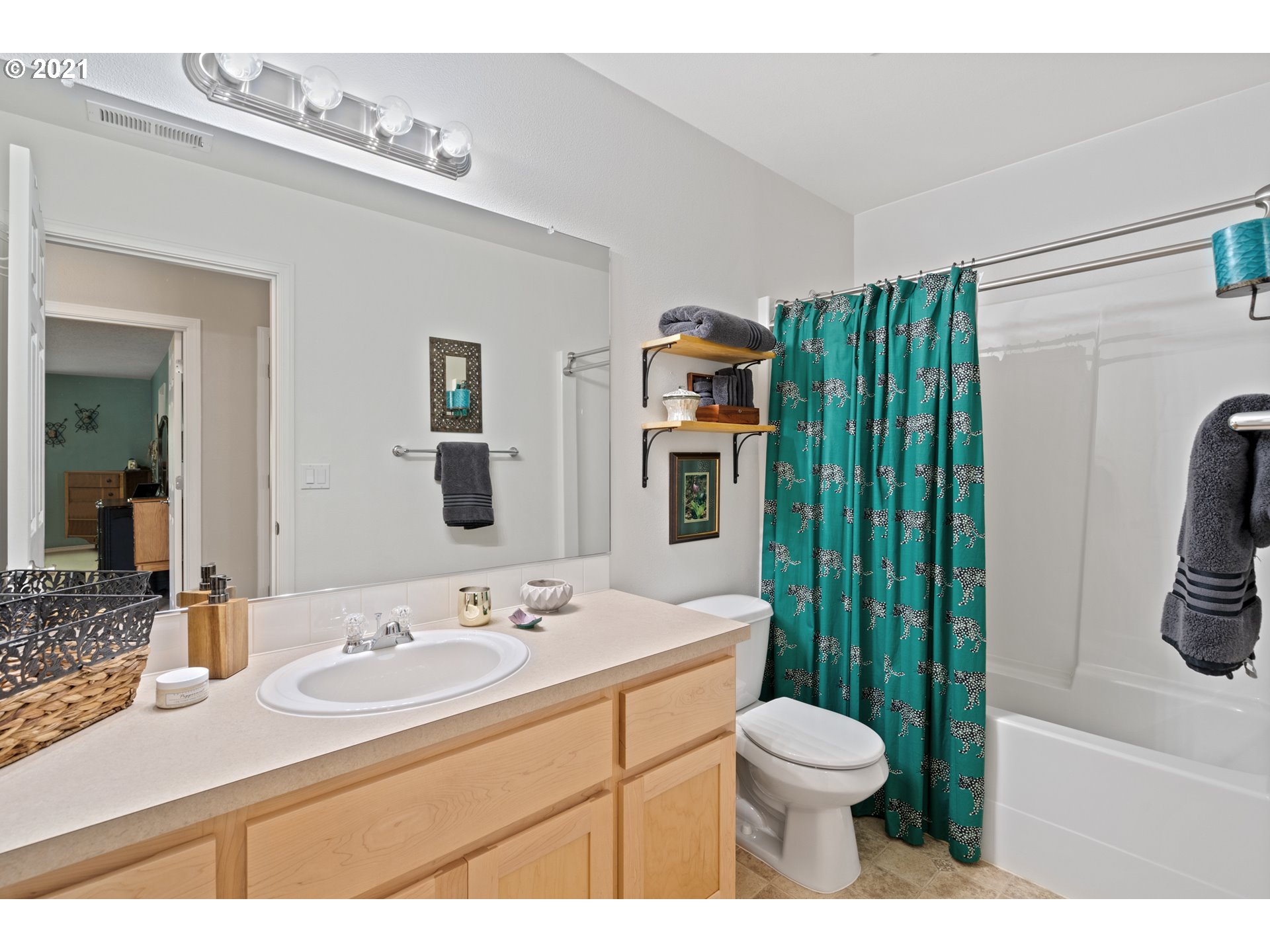 703 North 18th Place Ridgefield, WA 98642 - Photo 23 of 32
