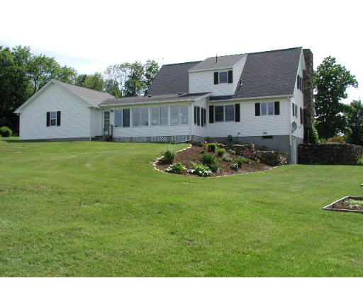96 Hunt Road West Brookfield, MA 01585 - Photo 3 of 6 Gallery Image 3
