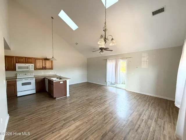 $179,900 | 102 Lincoln Pl Circle, Leland, NC 28451