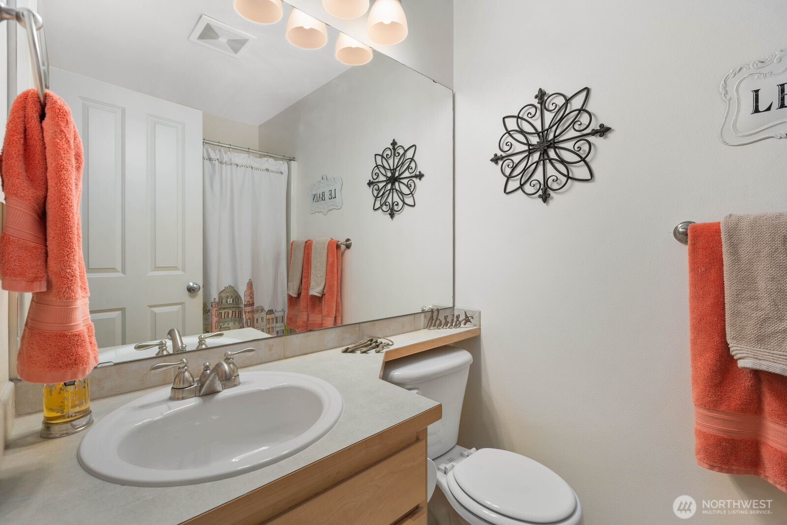 15325 Southeast 155th Place, Unit V2 Renton, WA 98058 - Photo 28 of 36